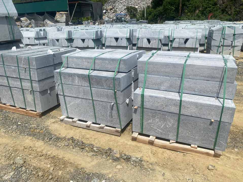 Đá bó vỉa bồn cây tại Hà Nội